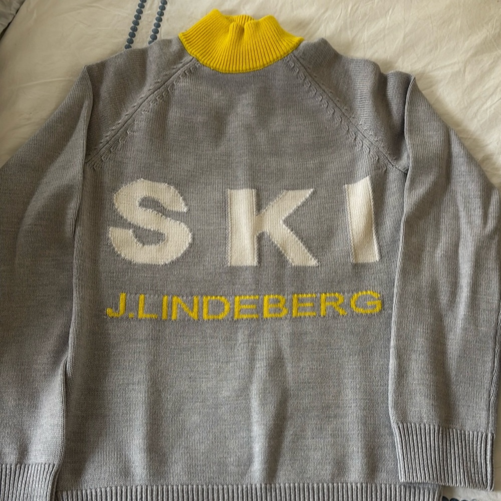 Never Worn! J. Lindeberg knitted SKI sweater!